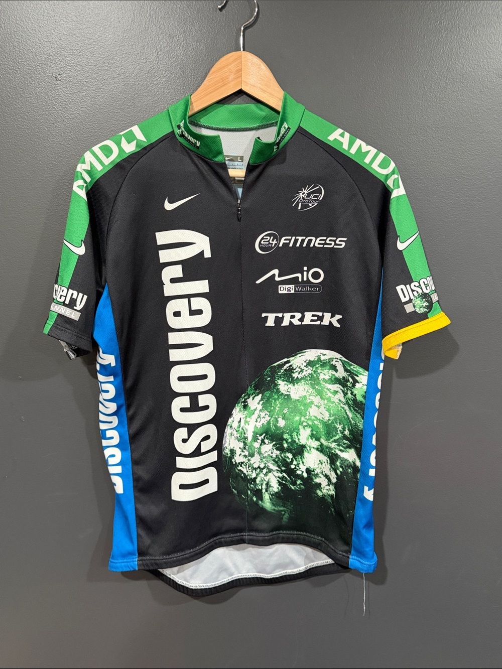 Nike Men’s Black Green Blue Discovery Cycling Jersey